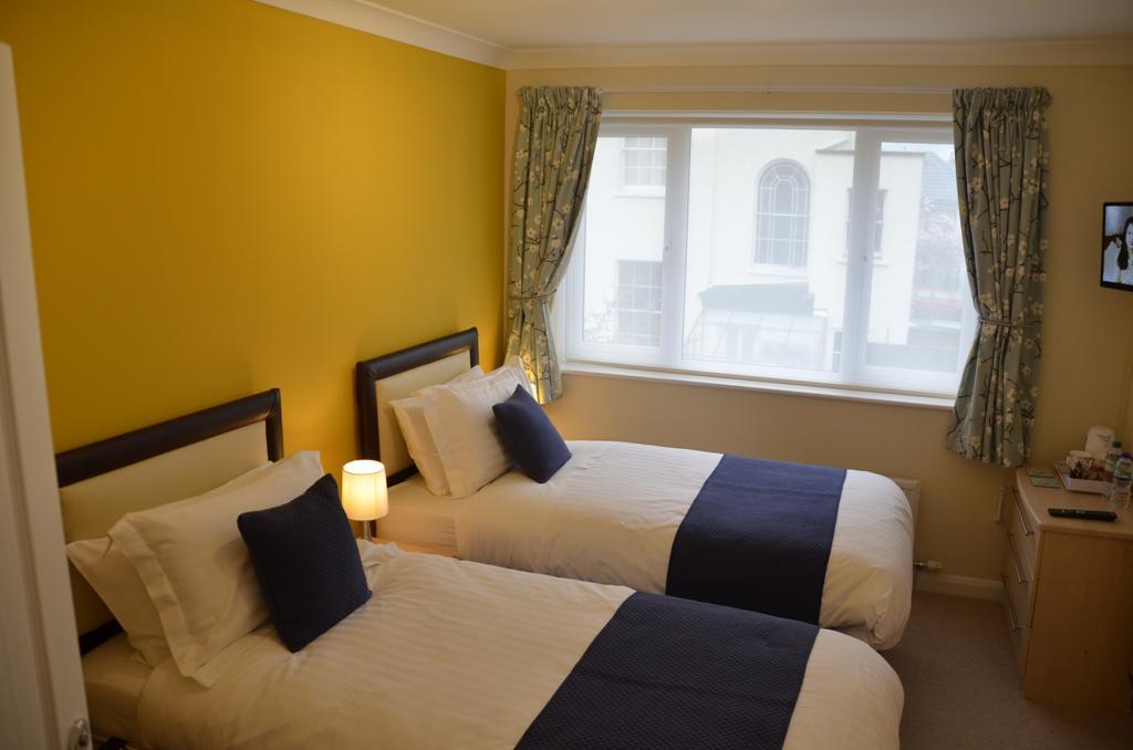 Bed and Breakfast Abbots Lee - Adults Only Челтенхам Экстерьер фото